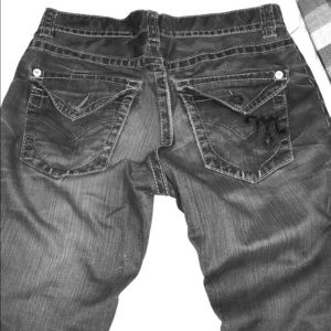 Mek Bulgan slim strait